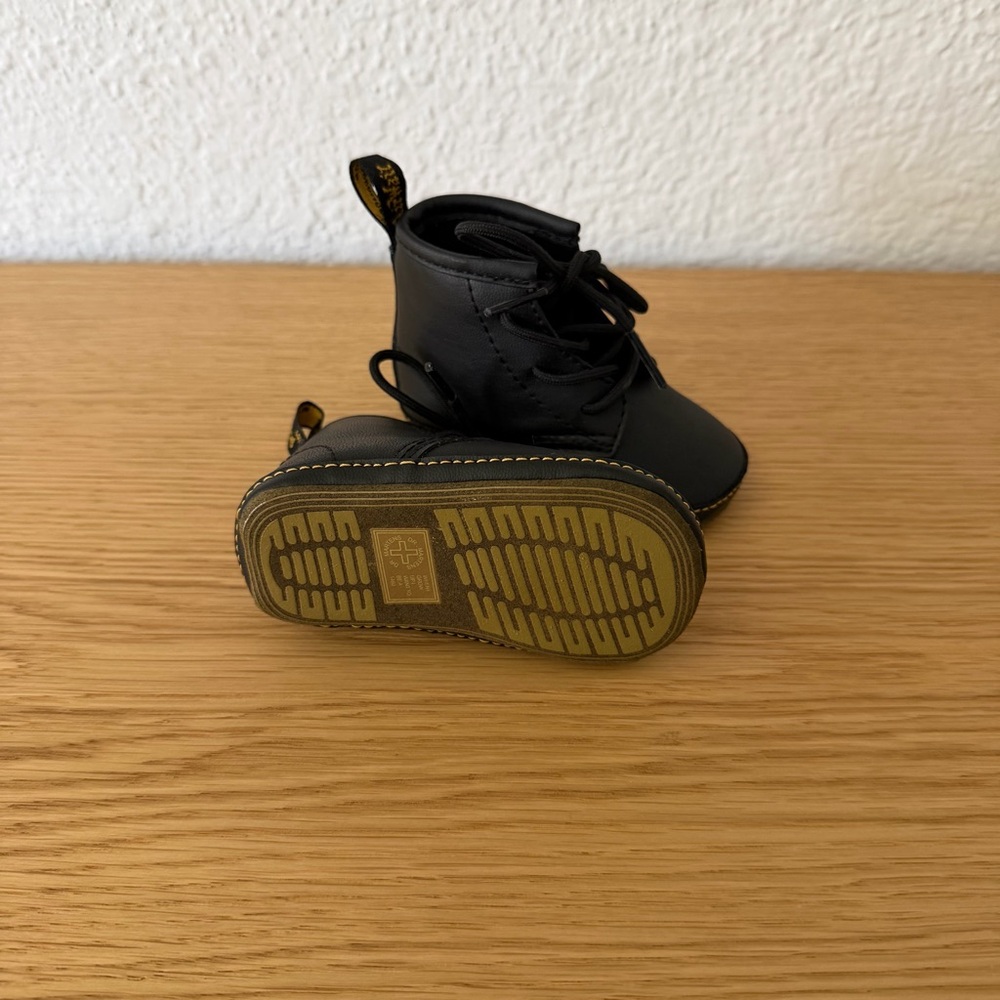 Doc Marten - Baby Bootie - Picture 2 of 4